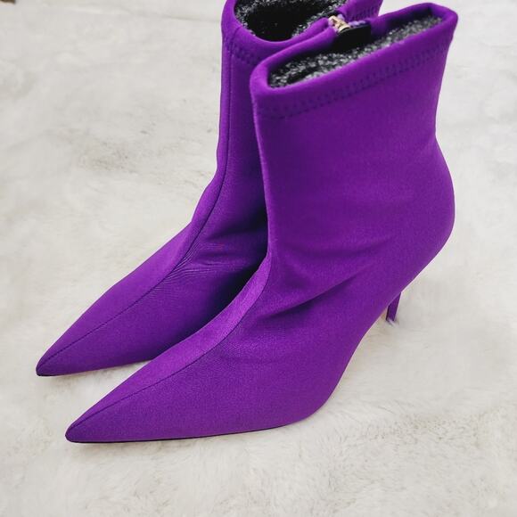 NEW Good American Purple Shine Neoprene Heel Point Toe Ankle Boot - Picture 6 of 9